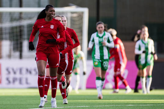 Piteås Sharon Sampson jublar
