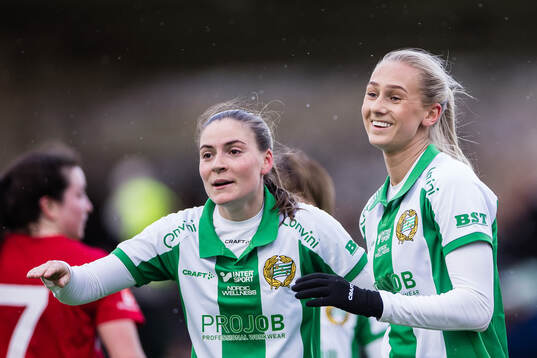 Hammarbys Smilla Vallotto ooh Ellen Wangerheim jublar