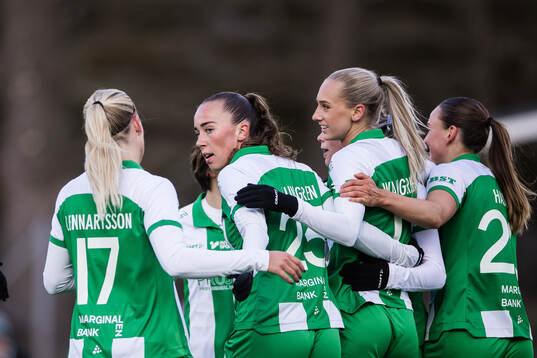 Hammarbys Stina Lennartsson, Athinna Persson Lundgren och