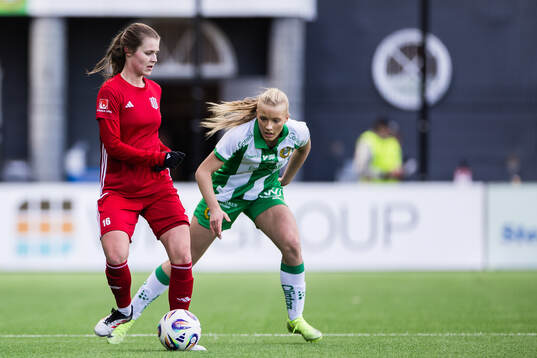 Piteås Maja Green och Hammarbys Smilla Holmberg