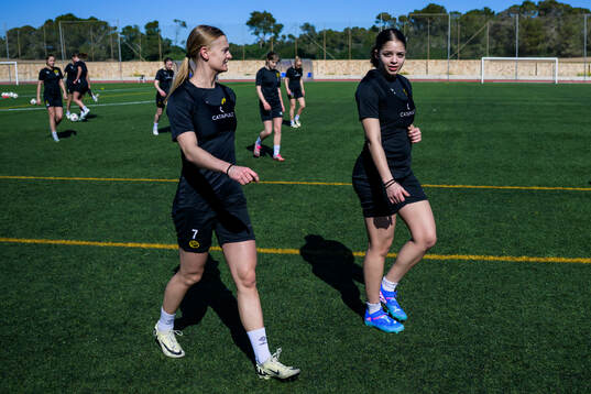 Hanna Jiozon och Jennifer Brinck
