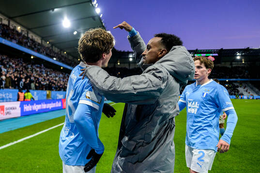Malmö FFs Oliver Berg, Taha Ali och Johan Karlsson jublar
