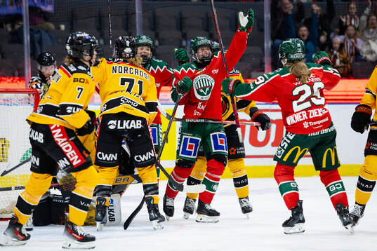 Frölundas Nathalie Lidman jublar