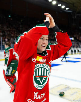 Frölundas Andrea Dalen jublar
