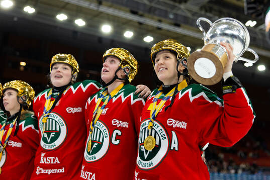 Frölundas Elisa Holopainen, Linnéa Pettersson Dove, Hanna