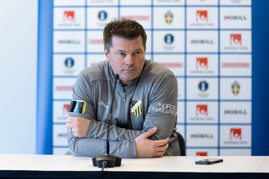 Häckens tränare Jens Gustafsson