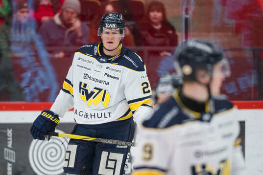 HV71s Tommi Tikka innan match två i kvalet till SHL mellan