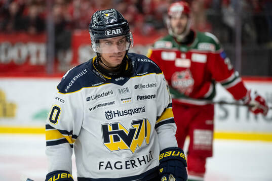 HV71s Andre Petersson deppar