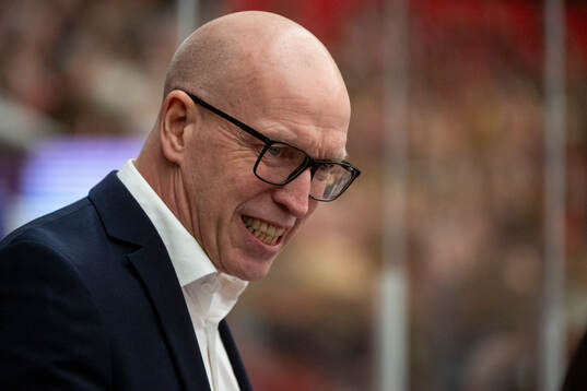 Modos assisterande tränare Fredrik Andersson
