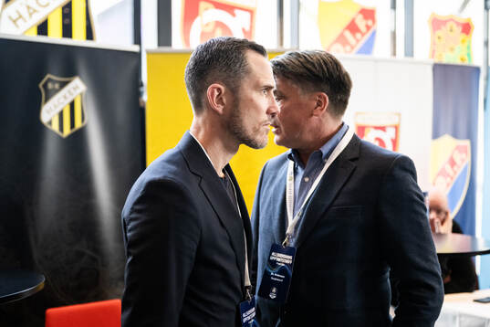 BK Häckens fotbollschef Martin Ericsson och Djurgårdens