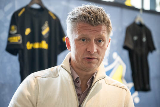 AIKs tränare Mikkjal Thomassen