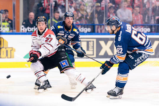 Örebros Peetro Seppälä och Växjös Dylan McLaughlin och