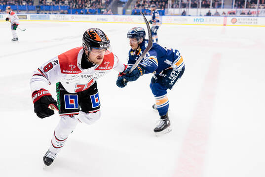 Örebros Ruben Rafkin och Växjös Brian Cooper