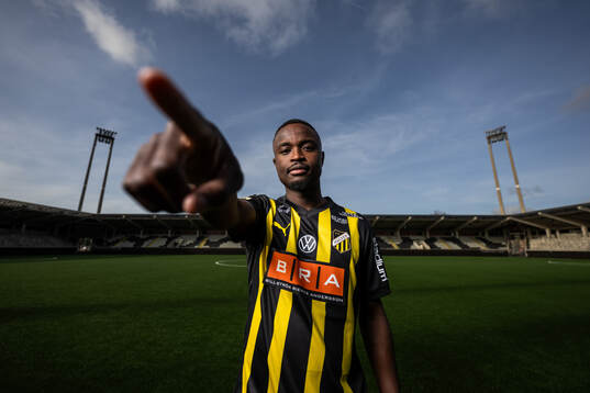 Häckens nyförvärv Brice Wembangomo