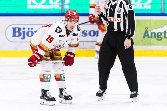 Kalmars Andrew Vanderbeck deppar