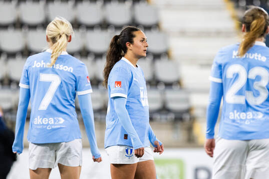 Malmö FFs Isabella DCAquila deppar