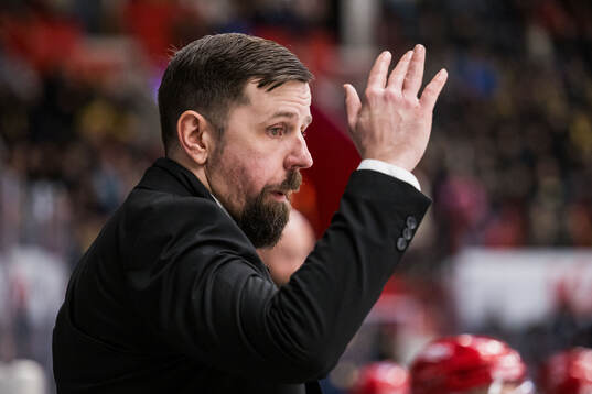 Kalmars huvudtränare Viktor Tuurala