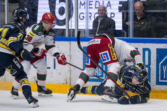 Modos Johan Södergran och Mattias Norlinder och HV71s Hugo