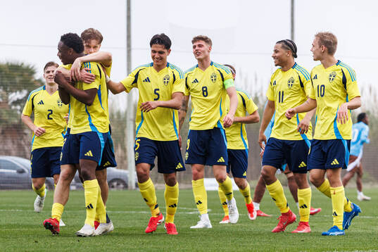 Richie Omorowa of Sweden celebrates