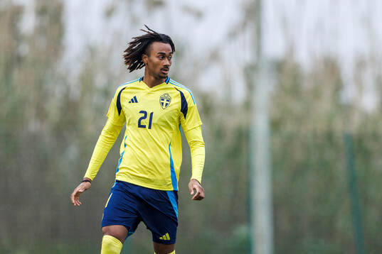 Jonah Kusi Asare of Sweden