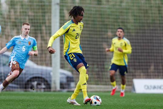 Jonah Kusi Asare of Sweden