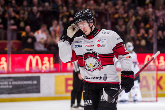 Malmö Redhawks Linus Öberg deppar