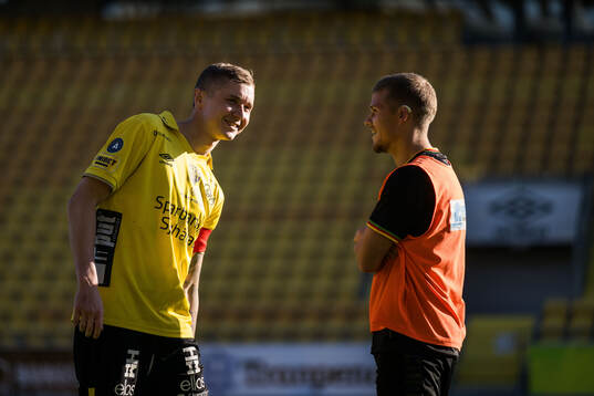 Elfsborgs Sebastian Holmen och GAISs Kevin Holmén