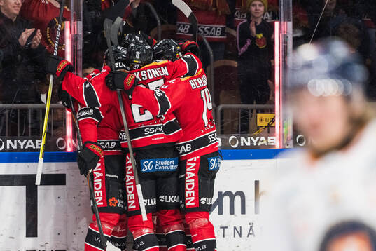 Luleås Albin Lundin jublar