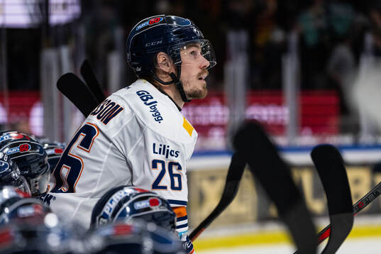 Växjös Emil Larsson deppar
