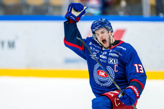 Oskarshamns Rasmus Bengtsson jublar