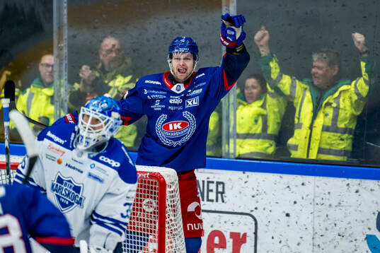 Oskarshamns Hampus Karlsson jublar