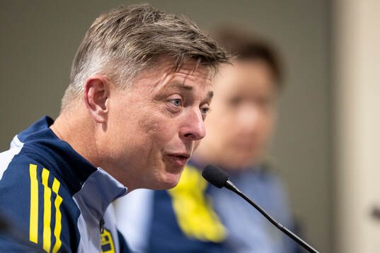 Head coach Jon Dahl Thomasson of the Swedish men's national