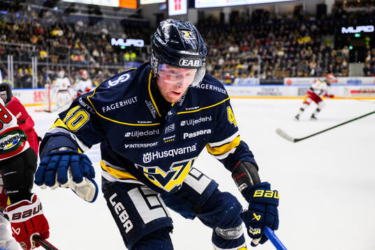 HV71s Oskar Stål-Lyrenäs