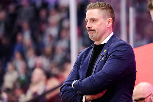 Skellefteås tränare Pierre Johnsson deppar