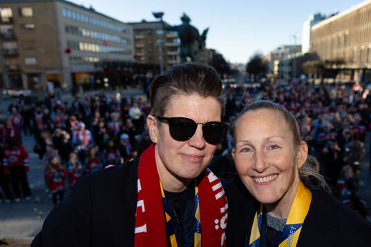 Frölundas tränare Erika Holst och sportchef Kim Martin