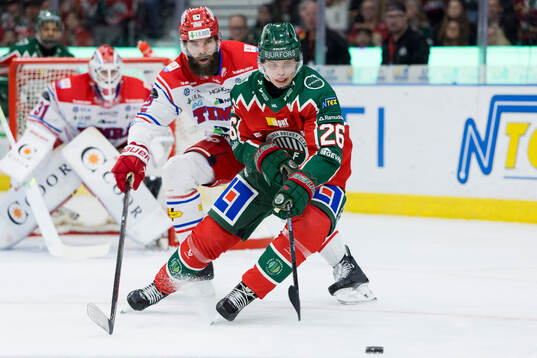 Timrås Per Svensson och Frölundas Isac Heens