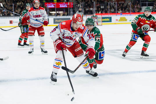 Timrås Filip Hållander och Frölundas Isac Born