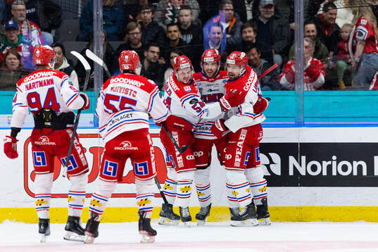 Timrås Magnus Pääjärvi jublar