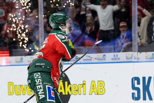 Frölundas Ivar Stenberg jublar