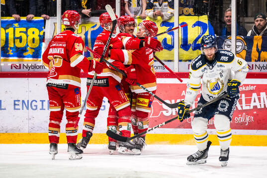 Kalmars Albin Nilsson jublar