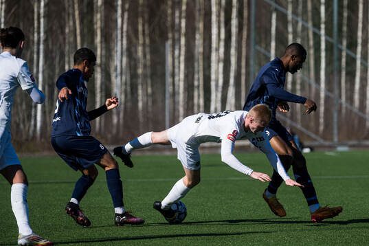 Värnamos Luke Le Roux och Helsingborgs Oscar Aga och