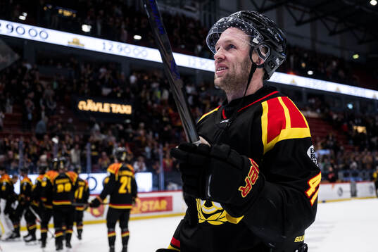 Brynäs Greg Scott jublar