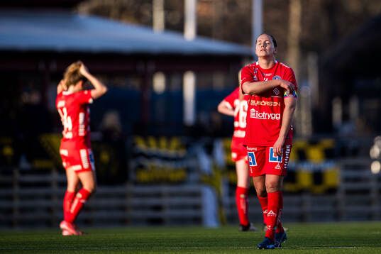 Linköpings Emma Lennartsson deppar