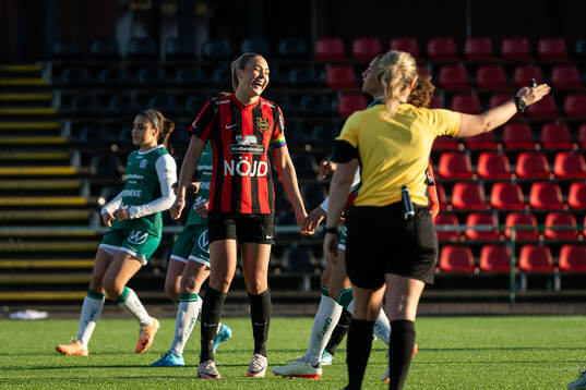 Brommapojkarnas Tuva Ölvestad jublar