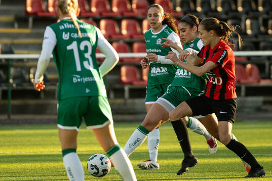 Alingsås Julia Elvbo och Brommapojkarnas Augusta Priks