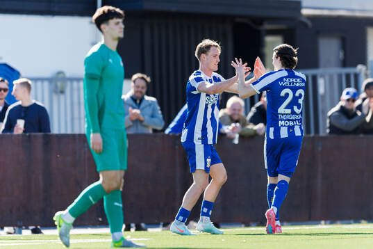 IFK Göteborgs Max Fenger jublar