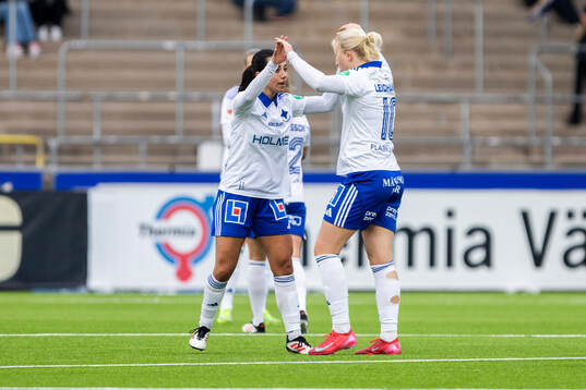 IFK Norrköpings Vesna Milivojevic och Wilma Leidhammar