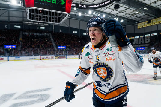 Bläddra bland fler bilder av Ishockey, SHL, Kvartsfinal 2, Luleå - Växjö