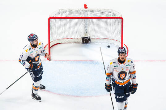 Växjös Eric Martinsson och Otto Koivula deppar