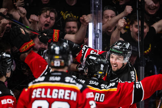 Luleås Eetu Koivistoinen jublar